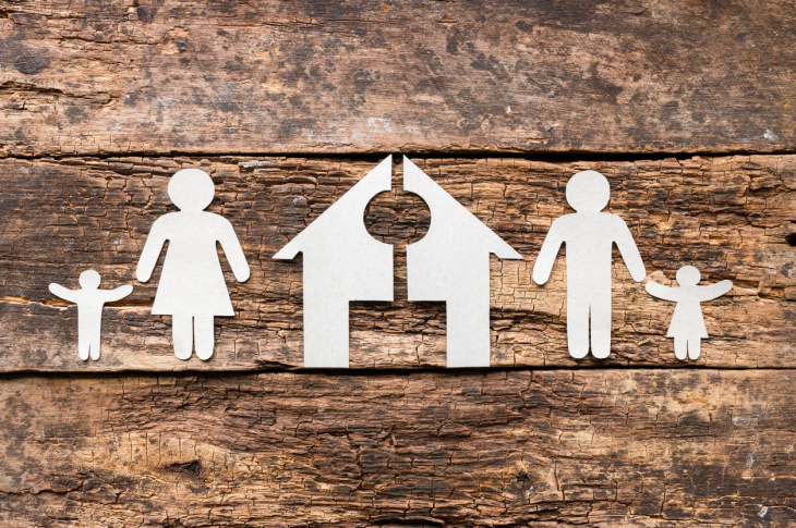 Who Gets Custody Of A Child After A Divorce, The Mother Or The Father?